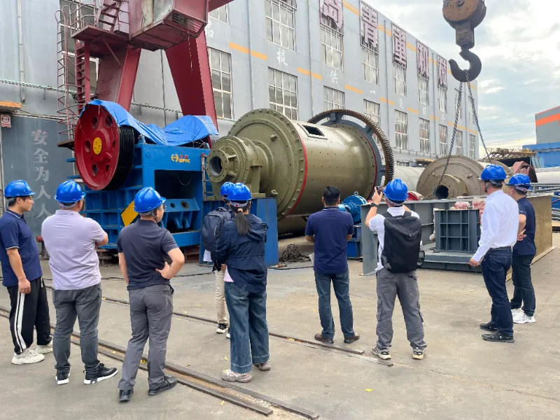 Penitus Colentes transmarinas mercatus, concilians per fortitudinem spera! Southeast Asian clients visit EPIC Mining Machinery for Equipment Inspection and Acceptance